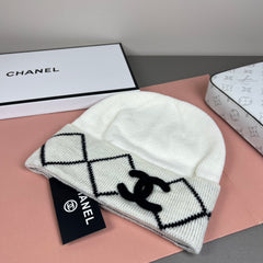 Diamond Pattern Knit Beanie