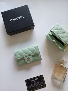 Diamond Quilted Compact Flap Wallet 020