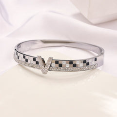 304 Stainless Steel Checkerboard V-Motif Pave Bangle Bracelet