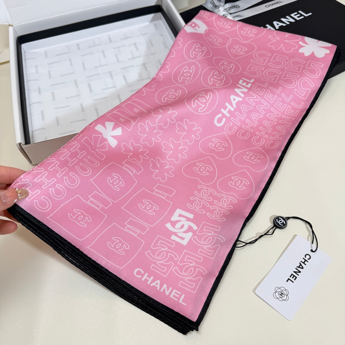 Sketch Motif Square Scarf - 90 x 90 cm