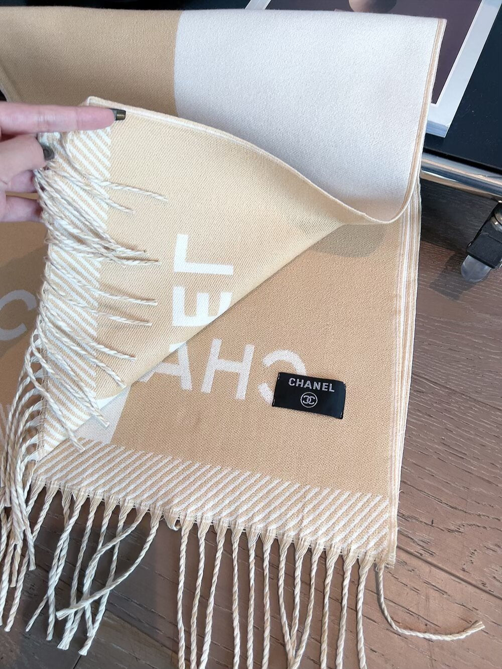 Bold Lettering Colorblock Fringed Scarf