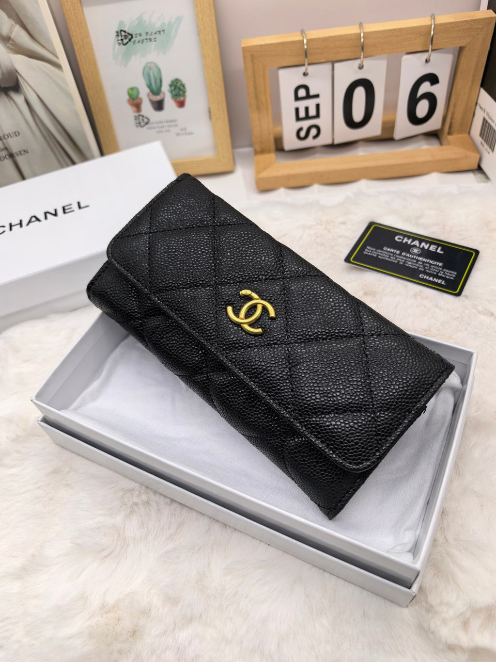 Diamond Quilted Long Flap Wallet 022