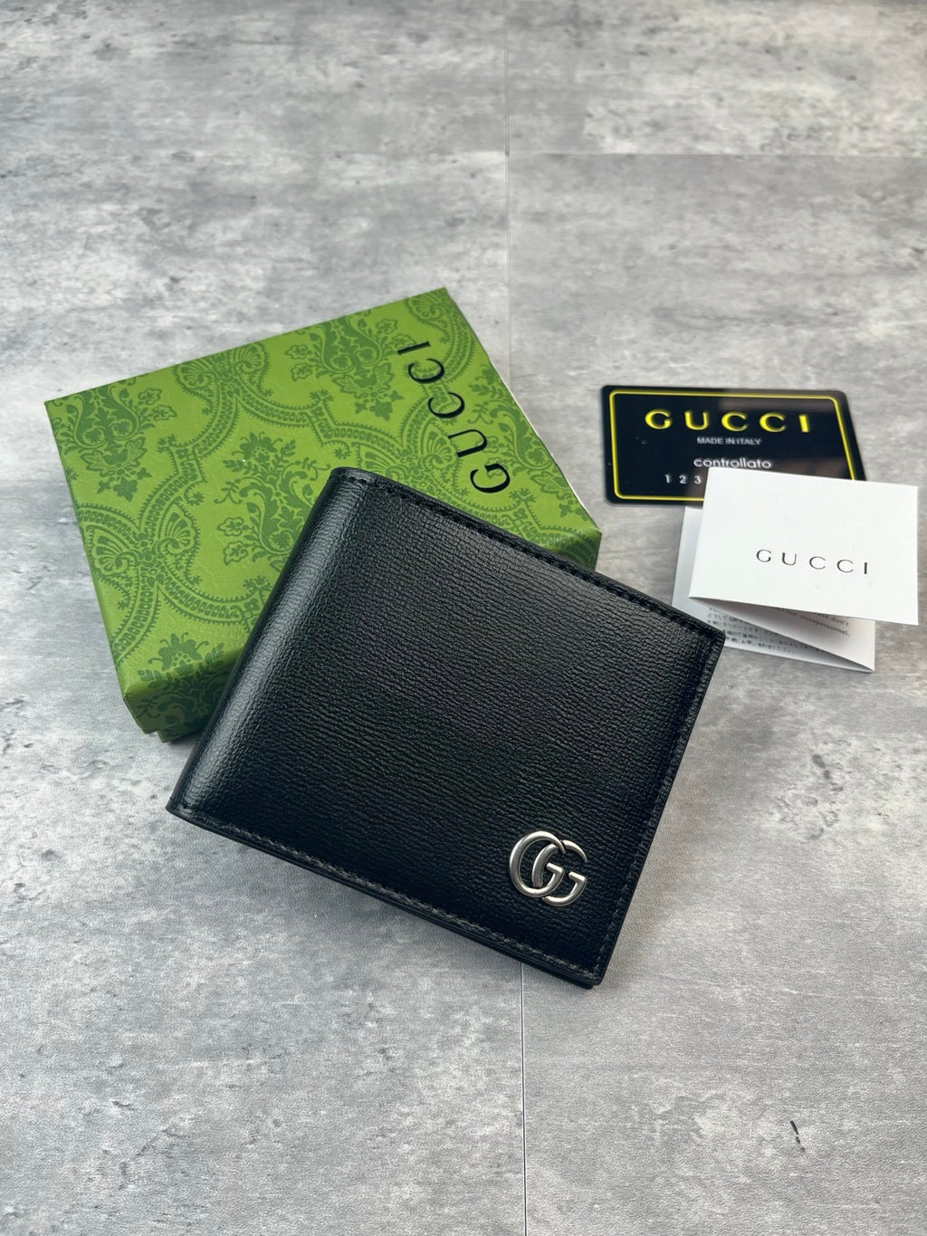 Cartera de dos pliegues texturizada 013