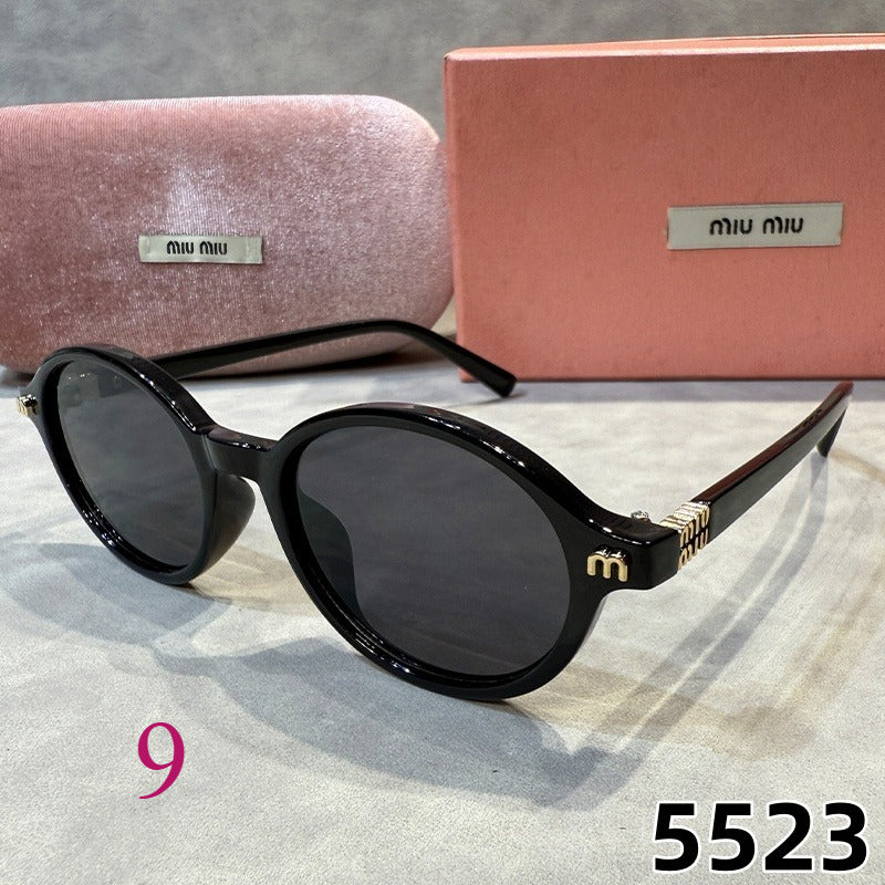 Narrow Cat-Eye Sunglasses with Swept Corners Fashion Sunglasses、New Arrivals、Miumiu Series