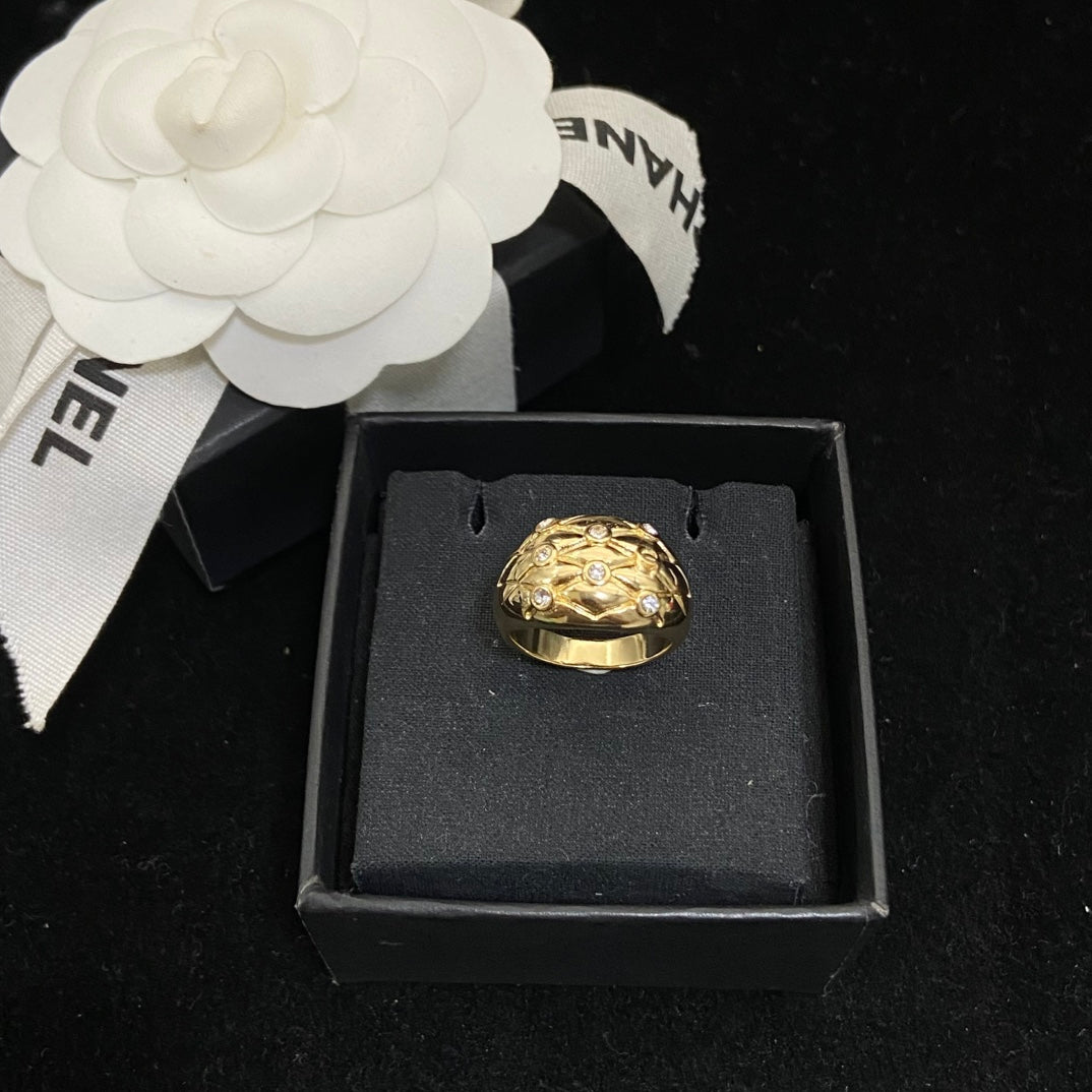 Wide Quilted Band Ring with Emblem