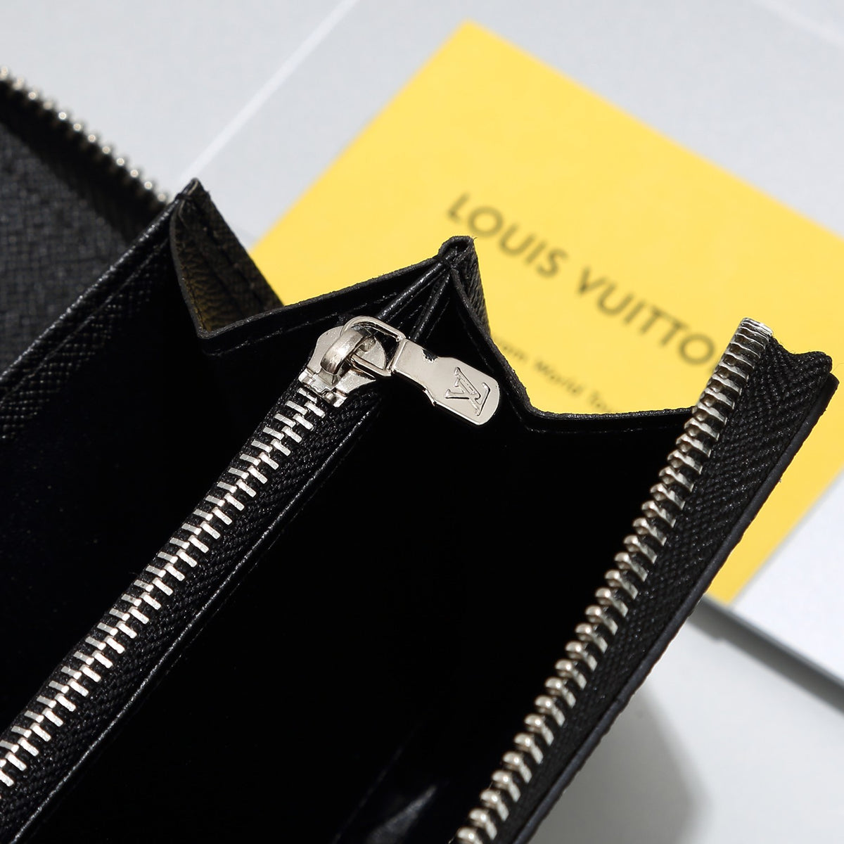 Zip-Around Long Wallet 007