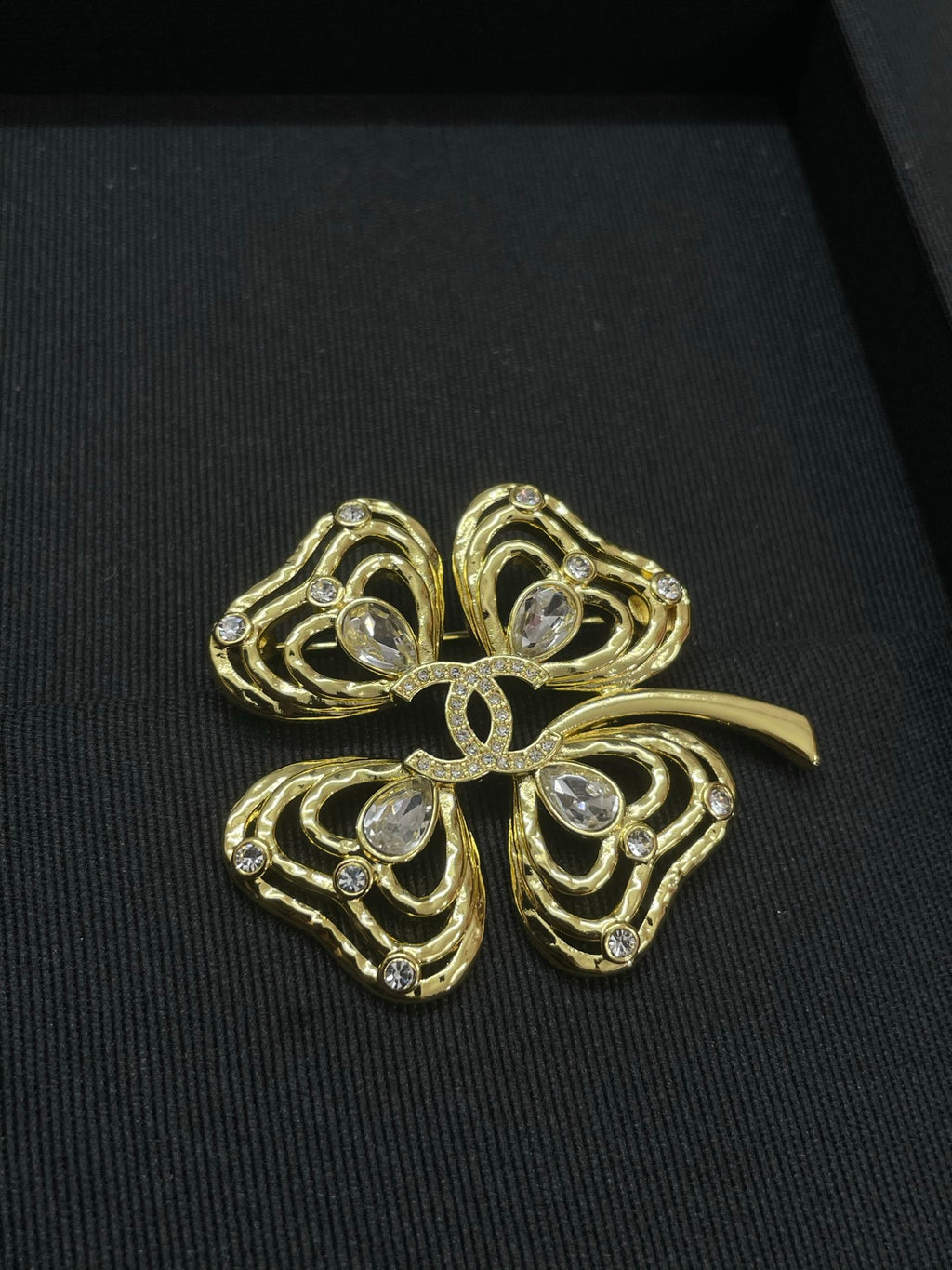 Openwork Four-Leaf Clover Brooch
