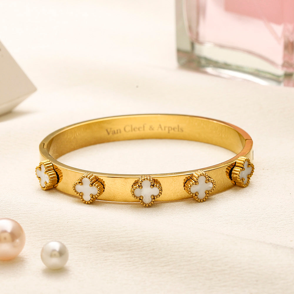 304 Stainless Steel Colorful Quatrefoil Cuff Bracelet