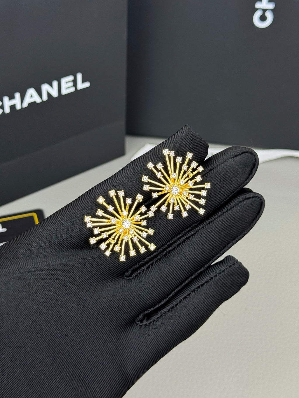 Pendientes de tuerca grandes Sunburst