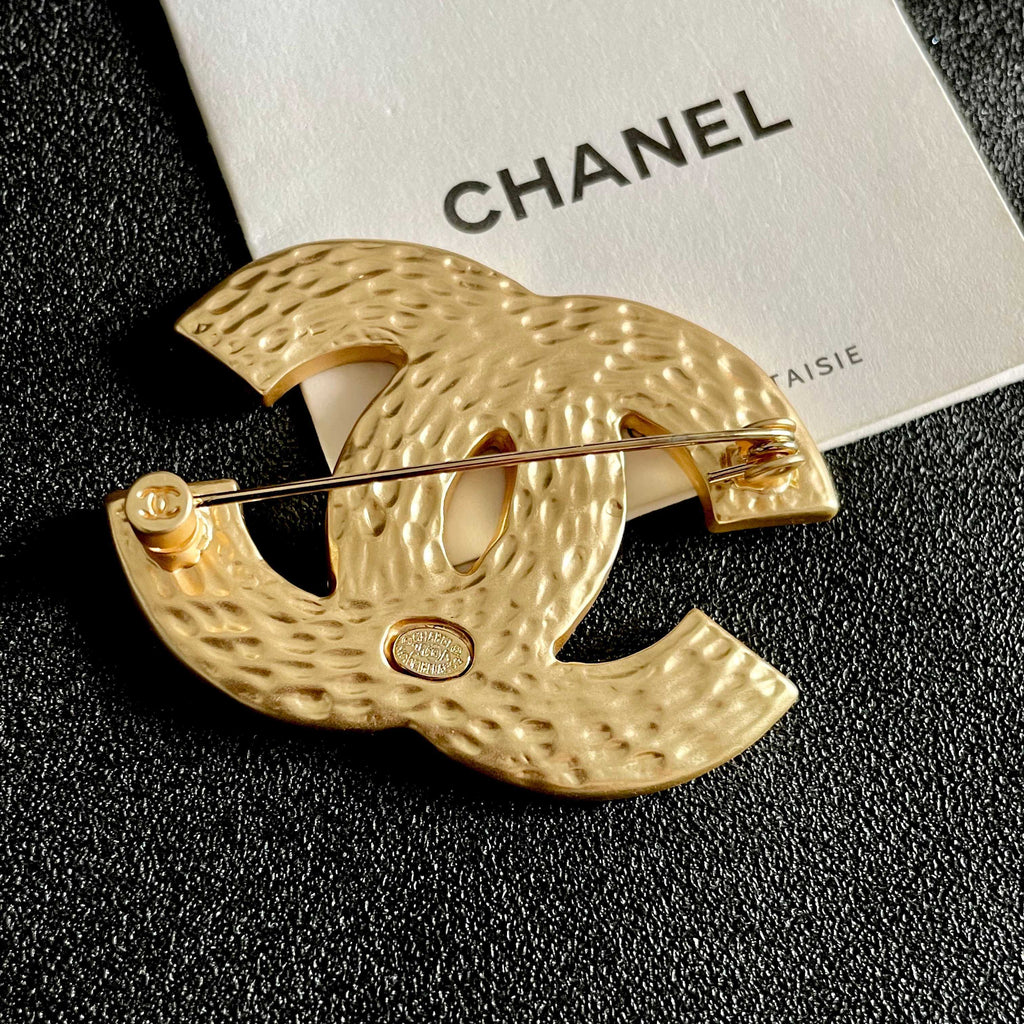 Red Outline Emblem Brooch