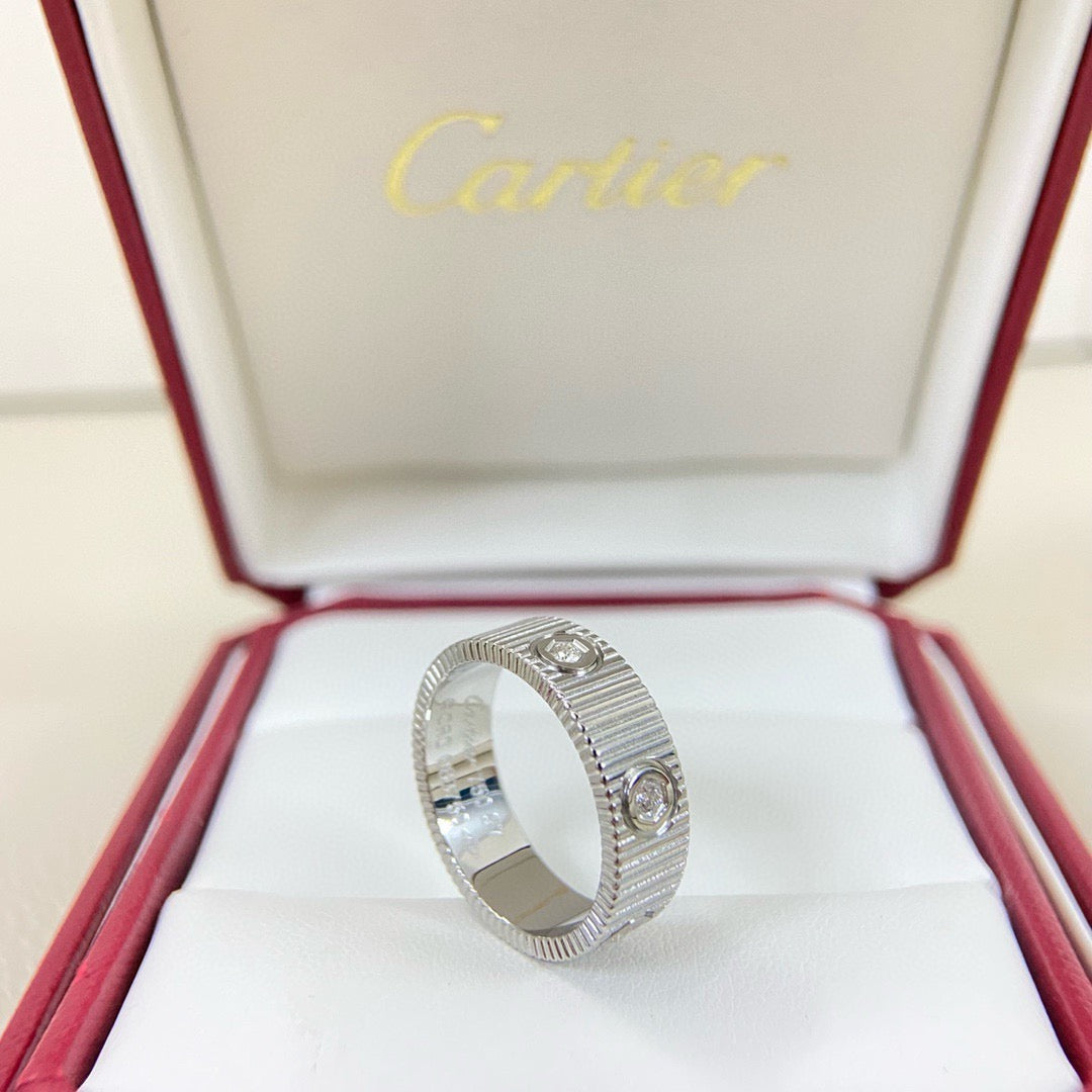 Ribbed Wide Band Ring with Bezel-Set Stone Accents