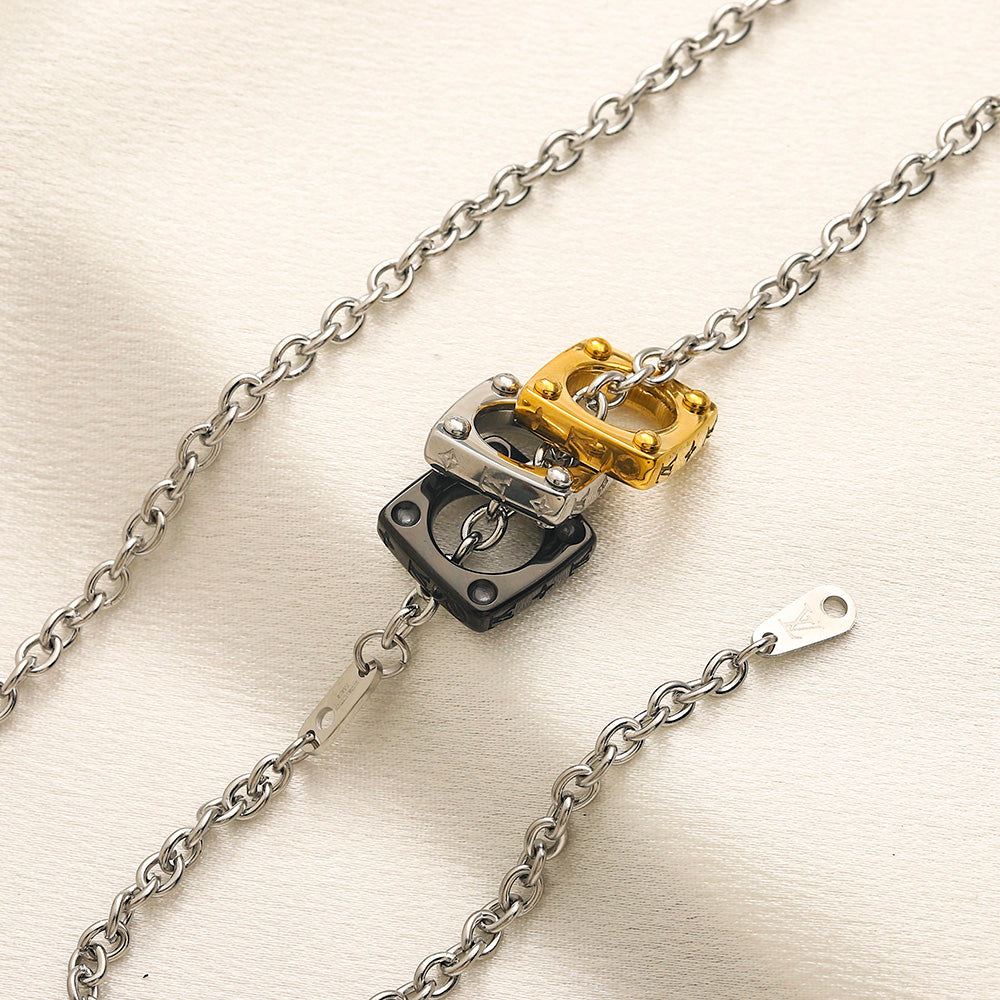 Collier avec pendentif anneau en acier inoxydable 304 tons mélangés
