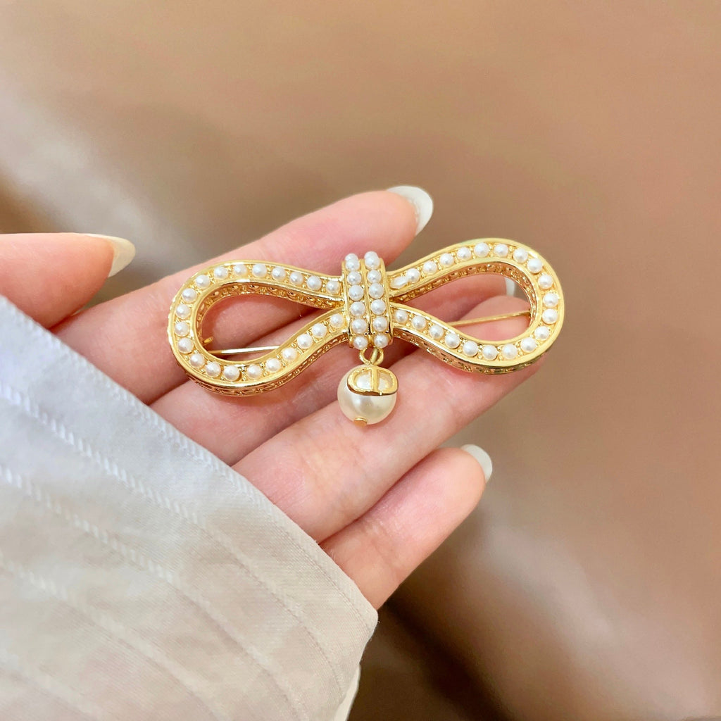 Brocade com Laço e Missangas