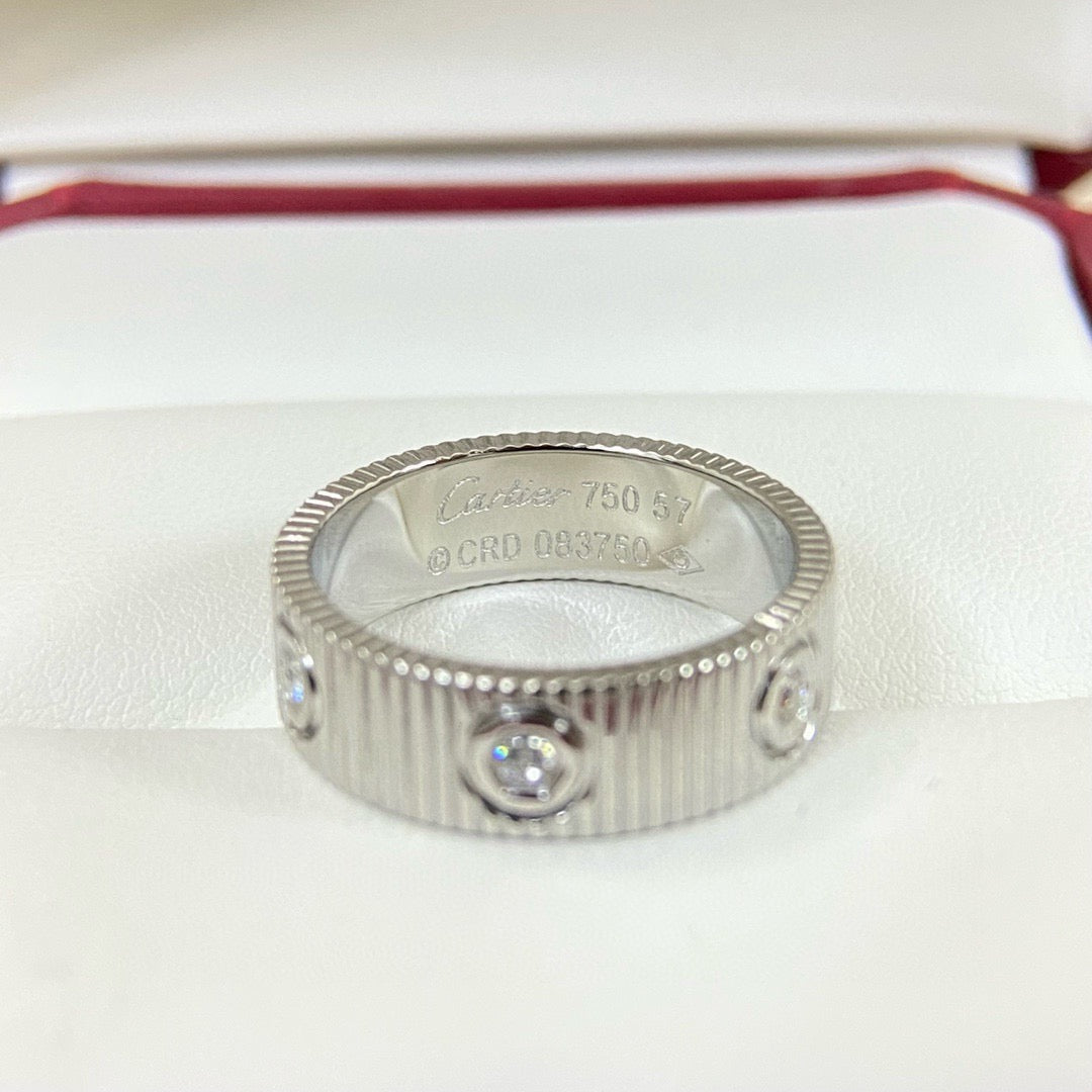 Ribbed Wide Band Ring with Bezel-Set Stone Accents