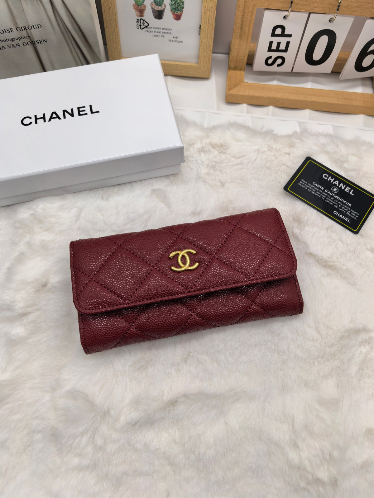 Diamond Quilted Long Flap Wallet 022