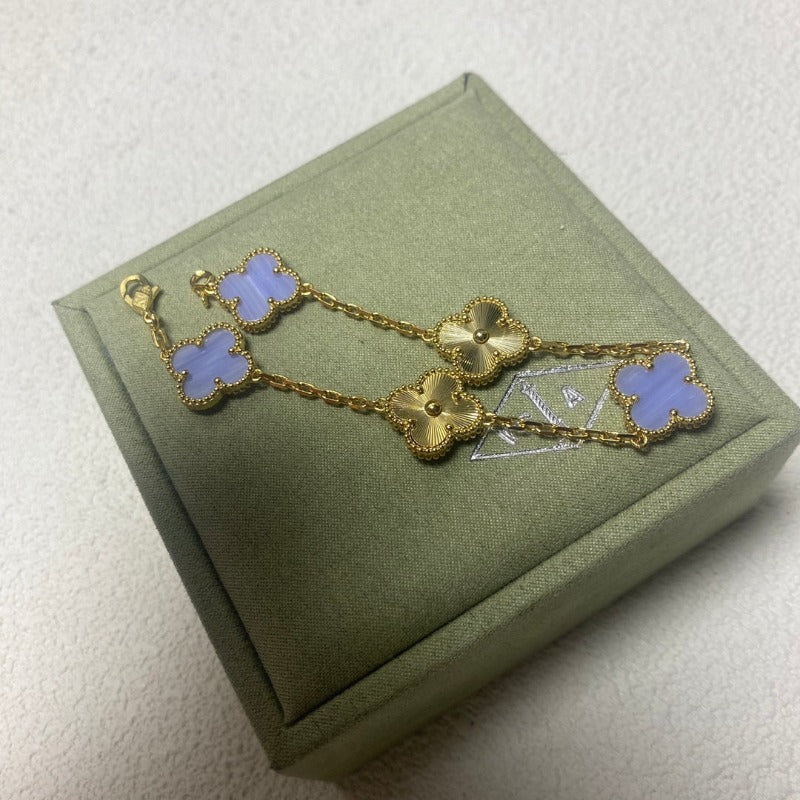 Pulsera de cadena festoneada de cuadrifolio