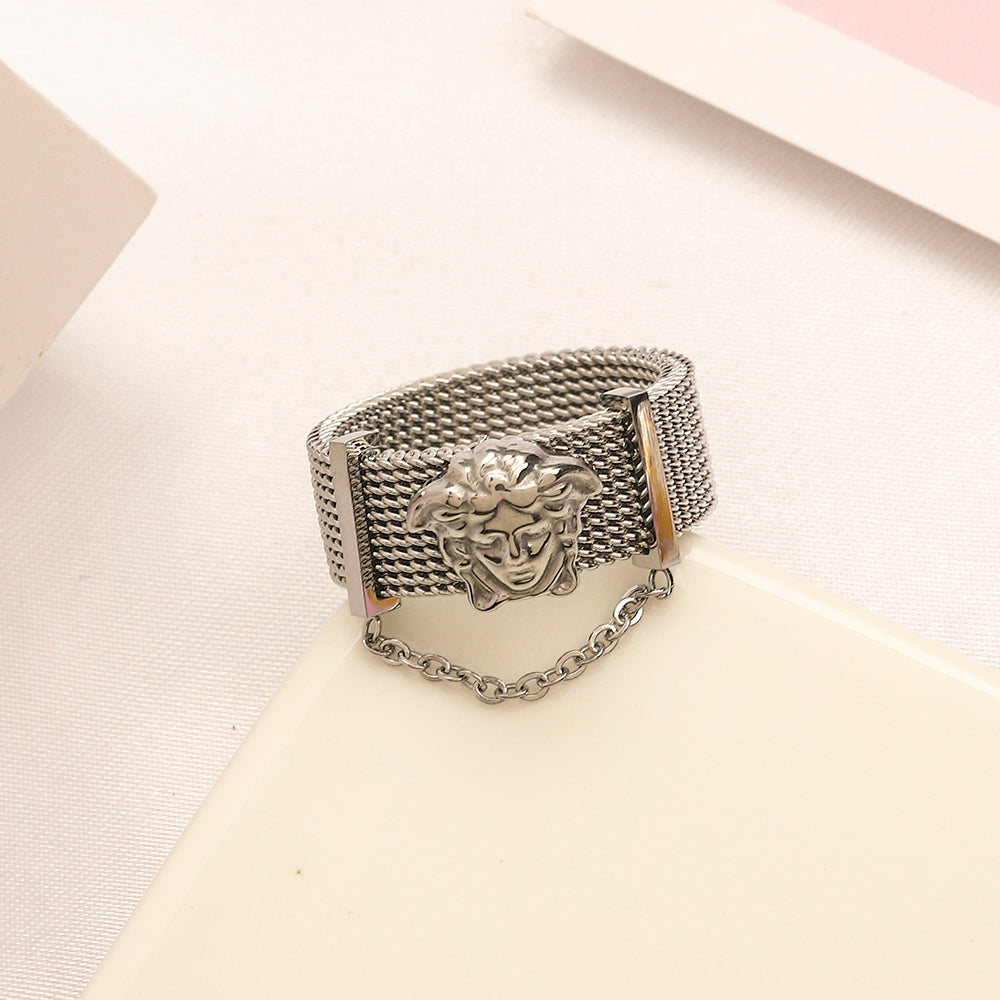 Mesh Band Medallion Ring with Chain Detail