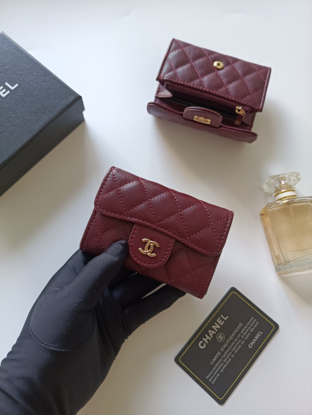 Diamond Quilted Compact Flap Wallet 020