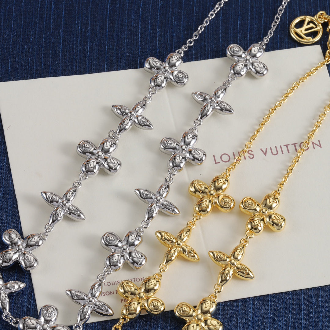 Floral Motif Link Necklace
