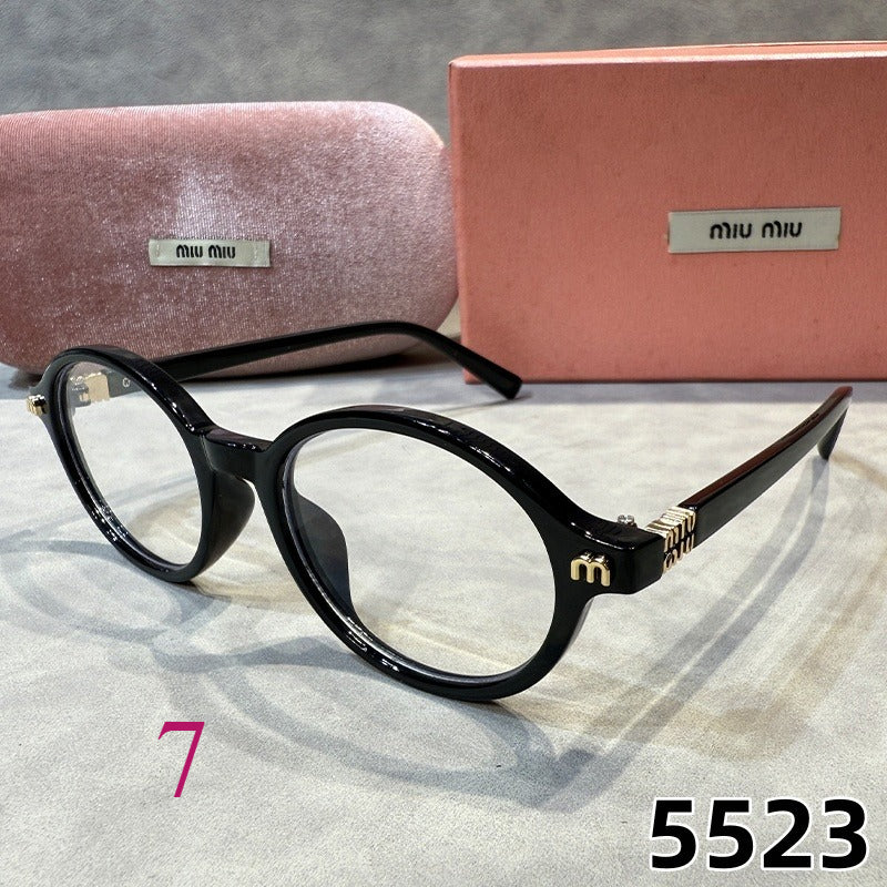 Narrow Cat-Eye Sunglasses with Swept Corners Fashion Sunglasses、New Arrivals、Miumiu Series