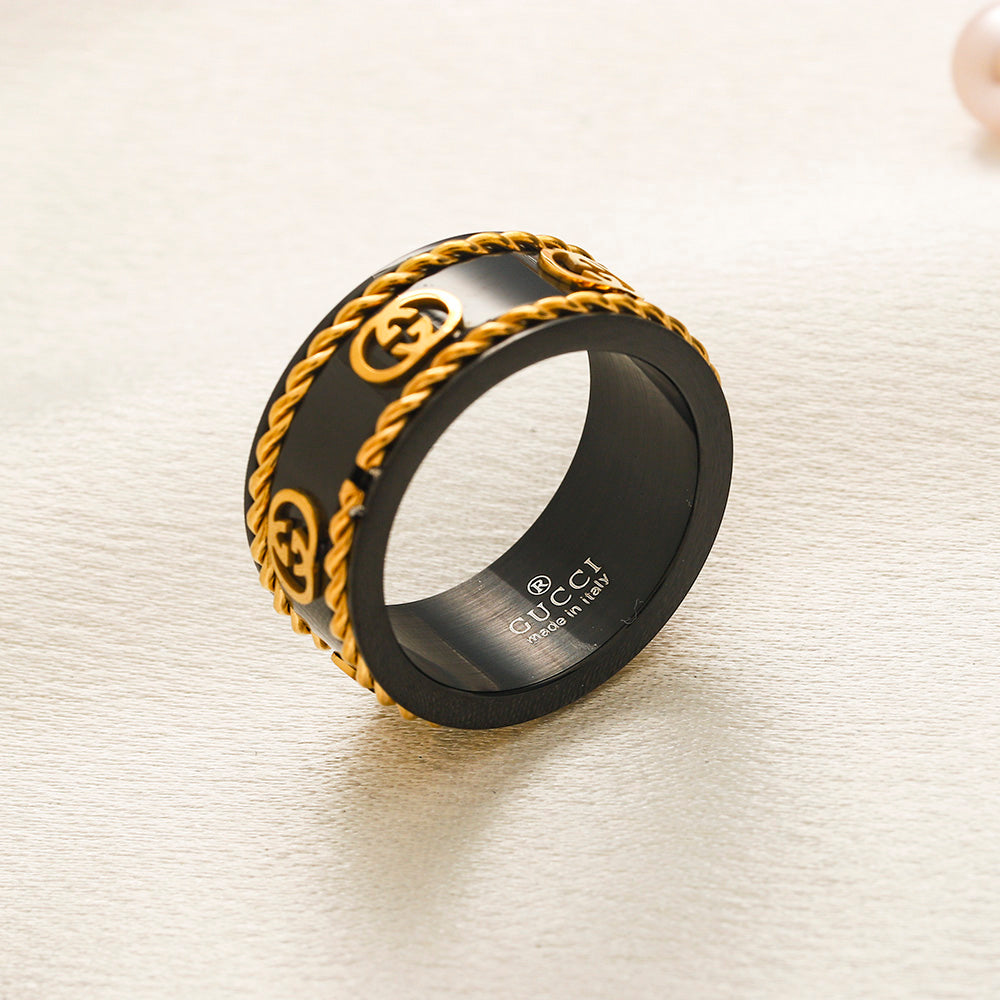 Anillo de acero inoxidable 304 con emblema de borde de cadena e incrustación negra