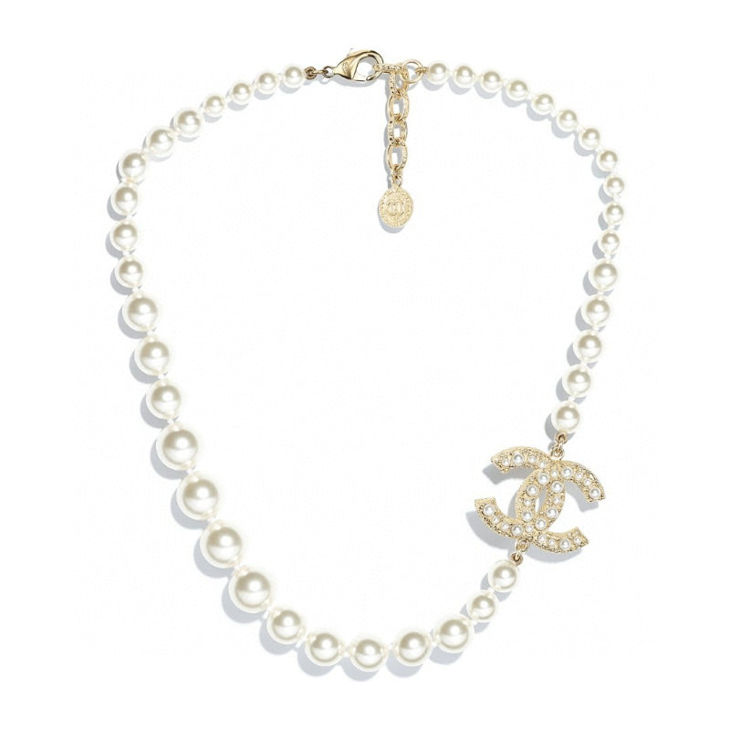 Gold Tone Graduated Faux Pearl Choker Necklace with Rhinestone Interlocking Pendant