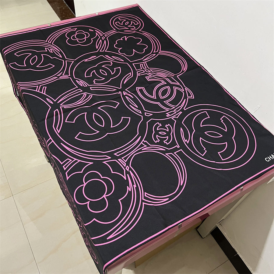 Outline Interlocking-C Square Scarf - 90 x 90 cm