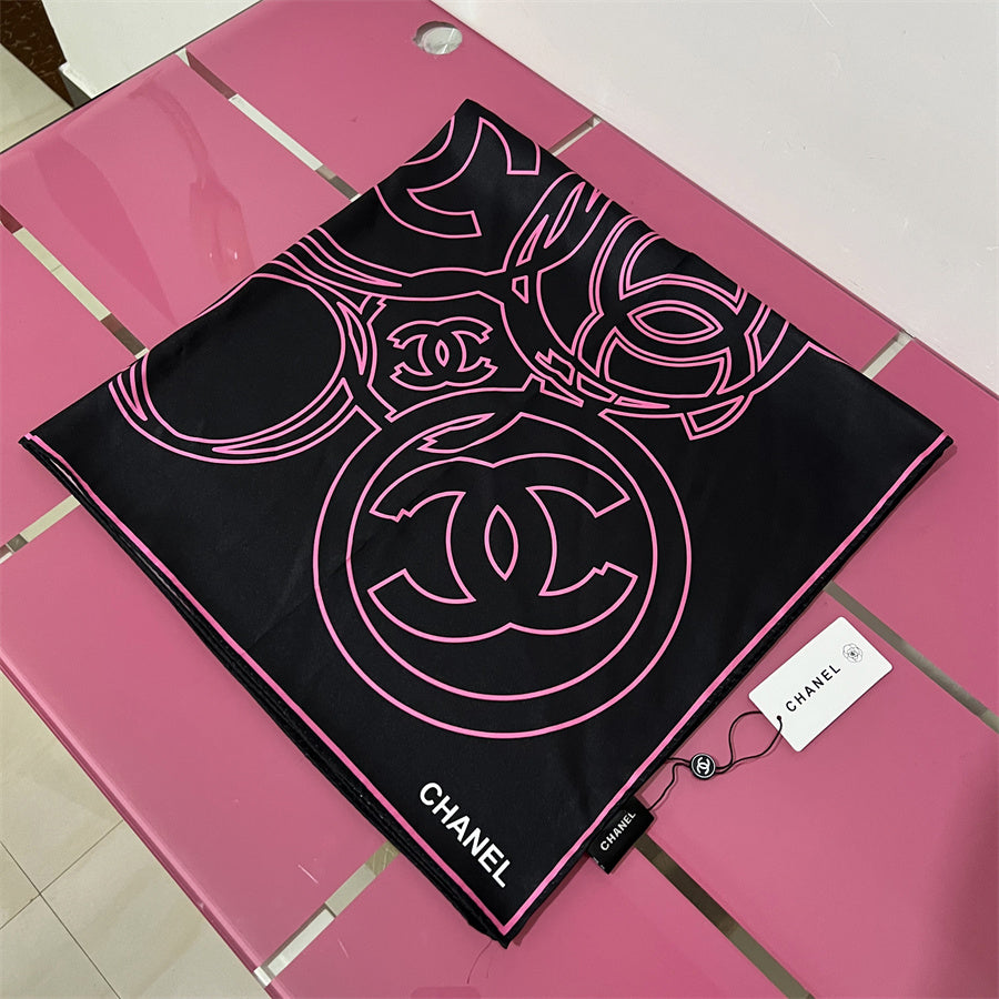 Outline Interlocking-C Square Scarf - 90 x 90 cm