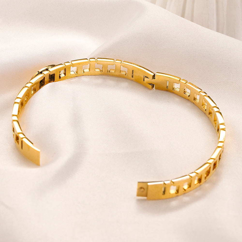 Pulsera rígida de acero inoxidable 304 con eslabones rectangulares calados