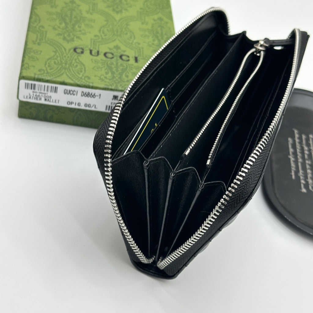 Chevron Quilted Long Zip Wallet 011