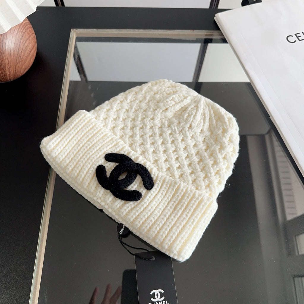 Chunky Cable Knit Cuffed Beanie