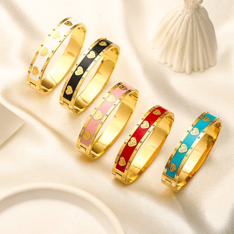 304 Stainless Steel Color-Inlay Heart Pattern Bangle Bracelet