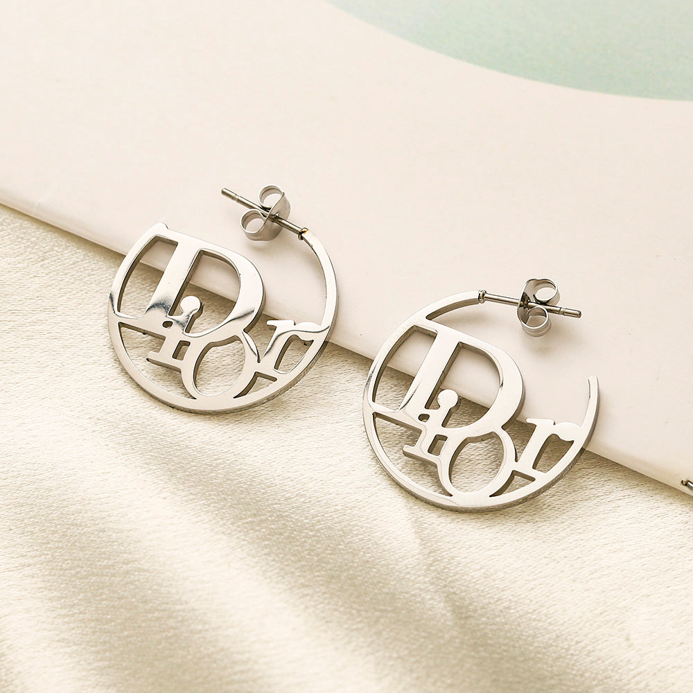 Aretes de aro con letras recortadas de acero inoxidable 304