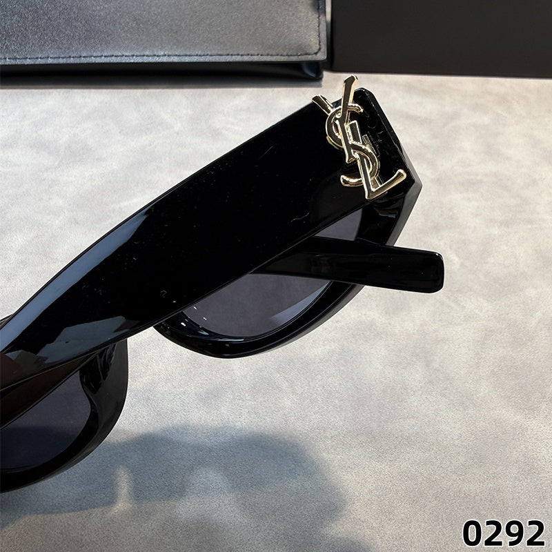 Gafas estrechas esculpidas - Opciones de lentes transparentes y tintadas
