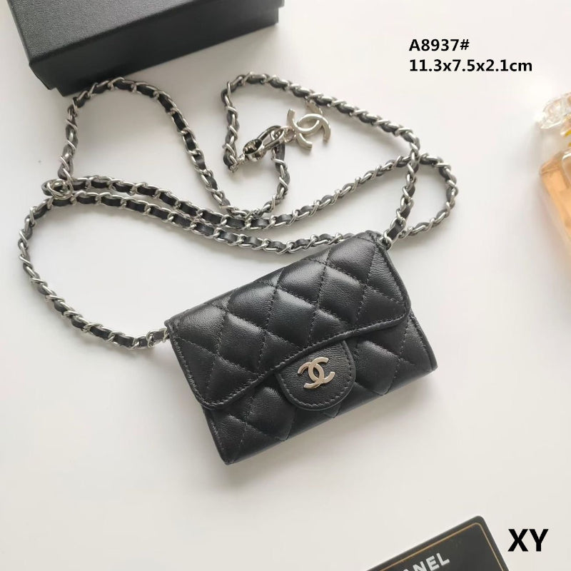 Quilted Compact Chain Strap Wallet 024