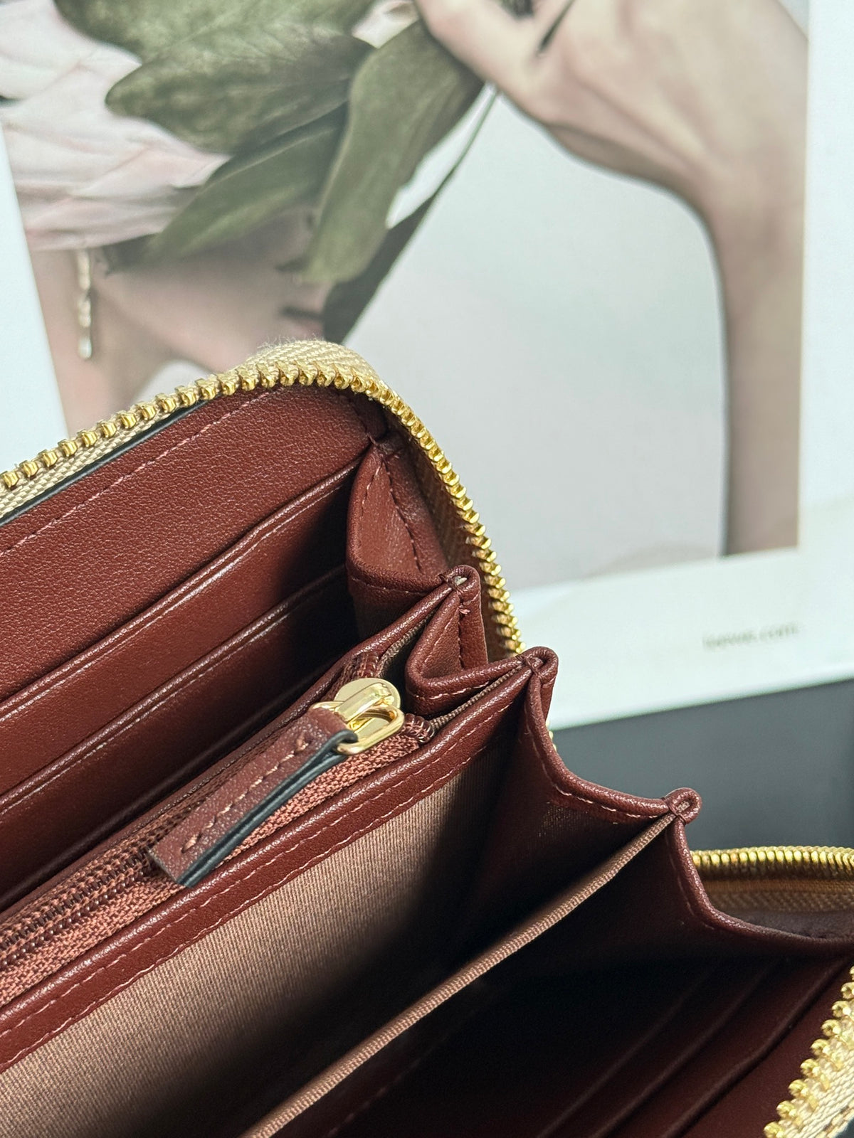 Cartera larga Monogram Stripe 010