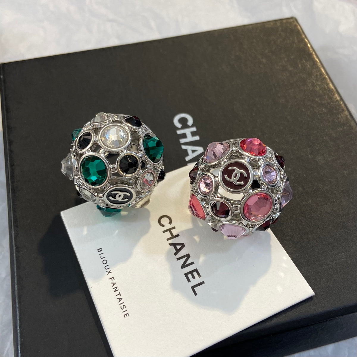 Oval Stone Cluster Statement Ring