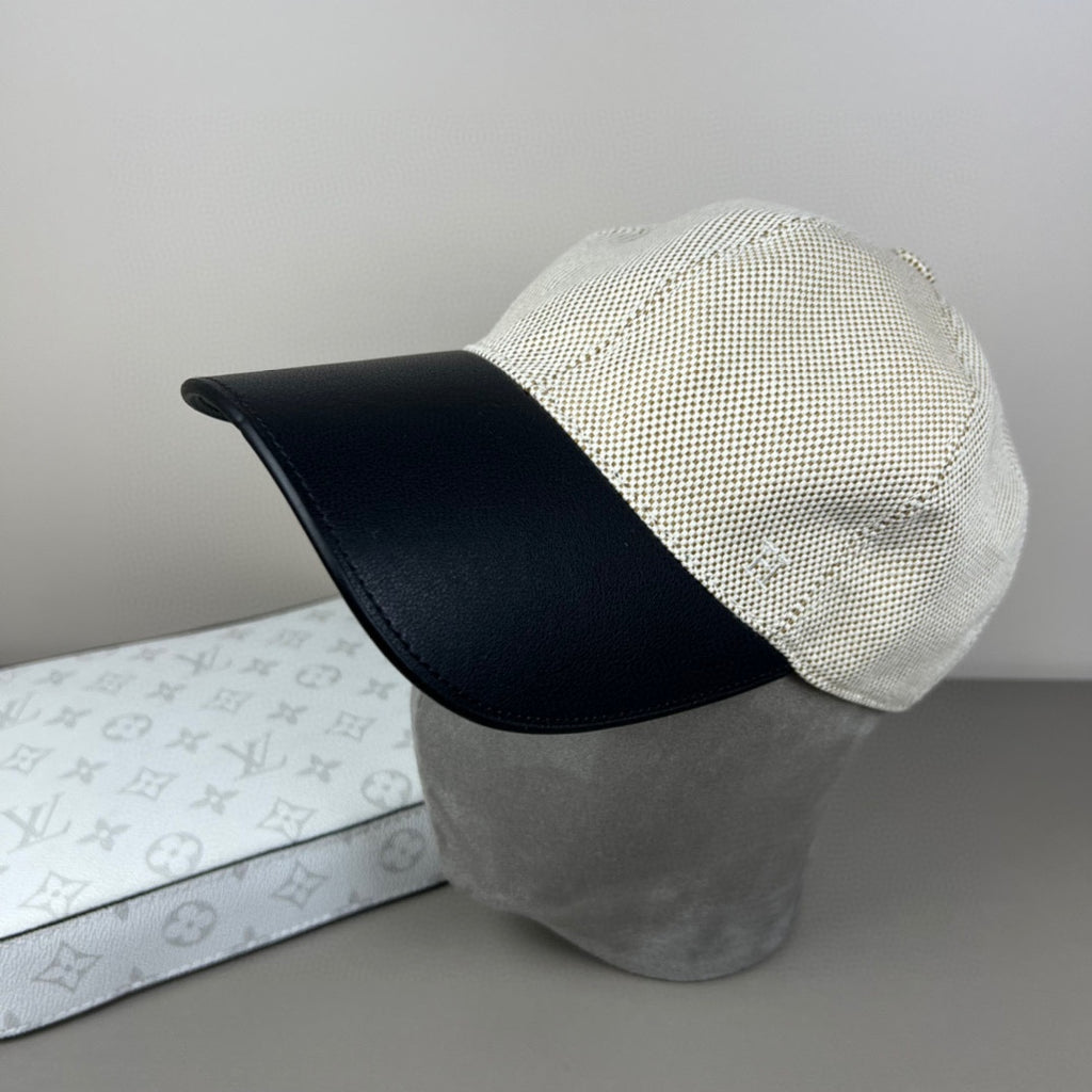 Contrast Brim H-Motif Baseball Cap