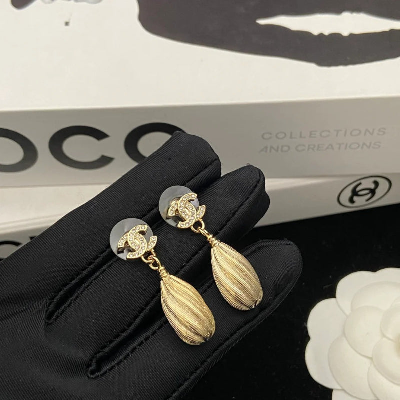 Fluted Teardrop Drop Earrings