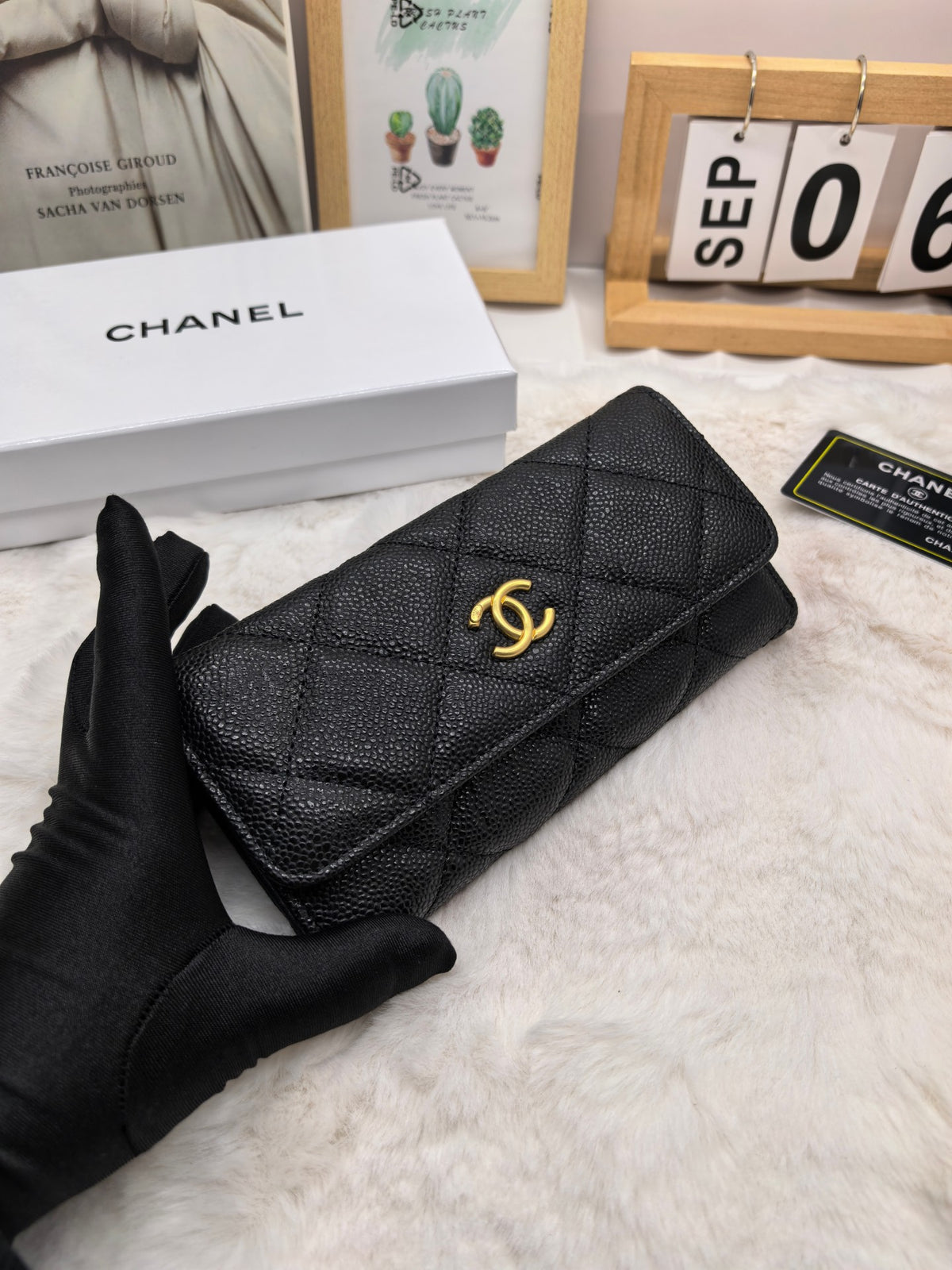 Diamond Quilted Long Flap Wallet 022