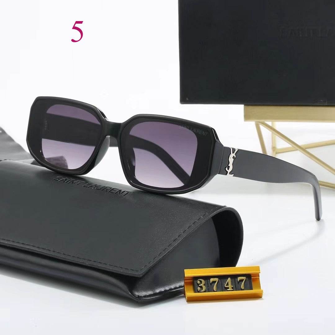 Rounded Rectangular Sunglasses with Thick Full Frames