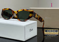 Gafas de sol ovaladas pequeñas con esquinas exteriores ensanchadas