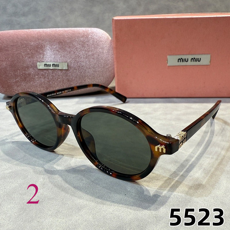 Narrow Cat-Eye Sunglasses with Swept Corners Fashion Sunglasses、New Arrivals、Miumiu Series