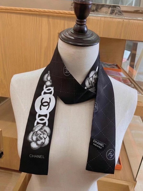 Camellia & Interlocking-C Ribbon Scarf - 5 x 120 cm