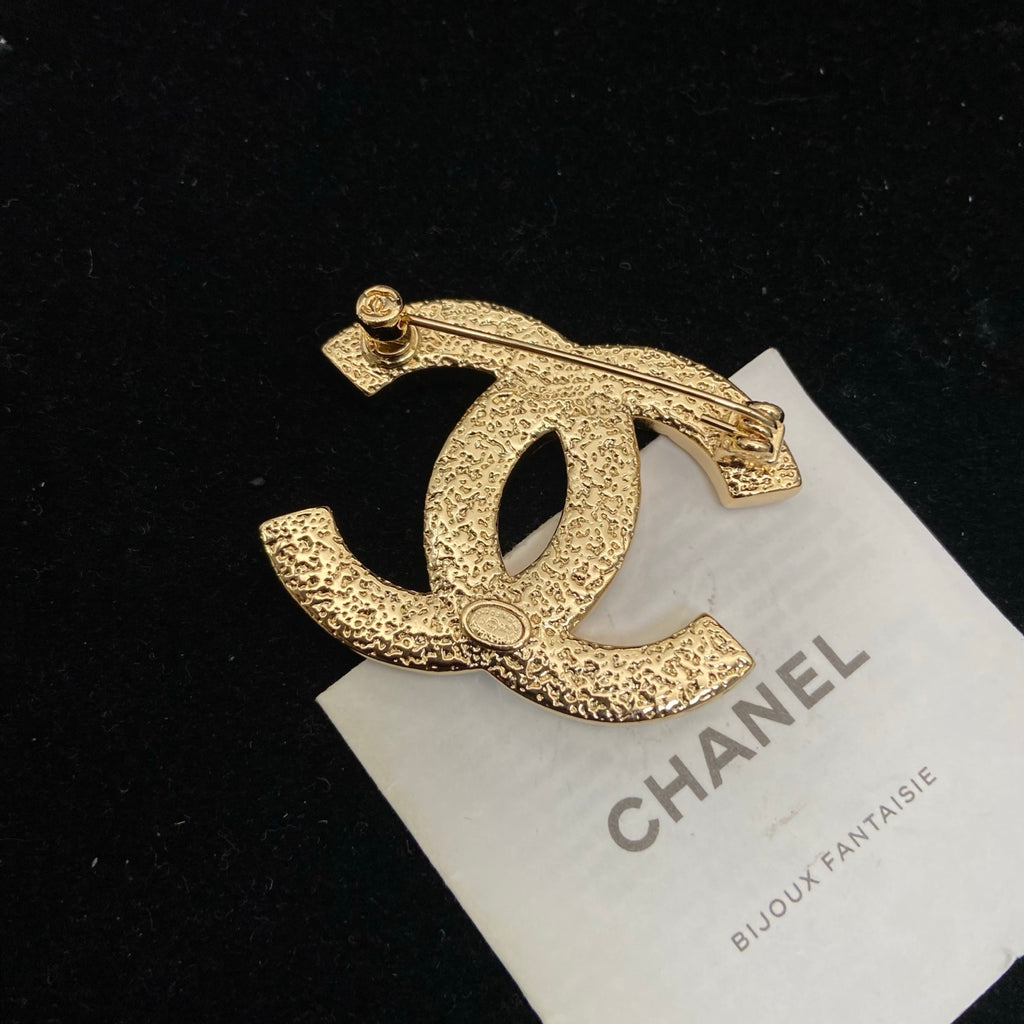 Textured Interlocking Emblem Brooch
