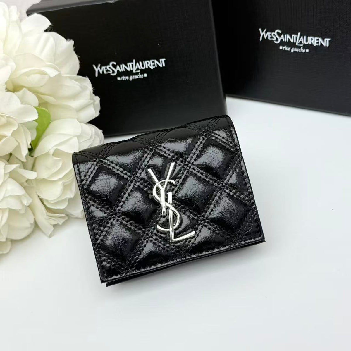 Triangle Emblem Zip Wallet 029