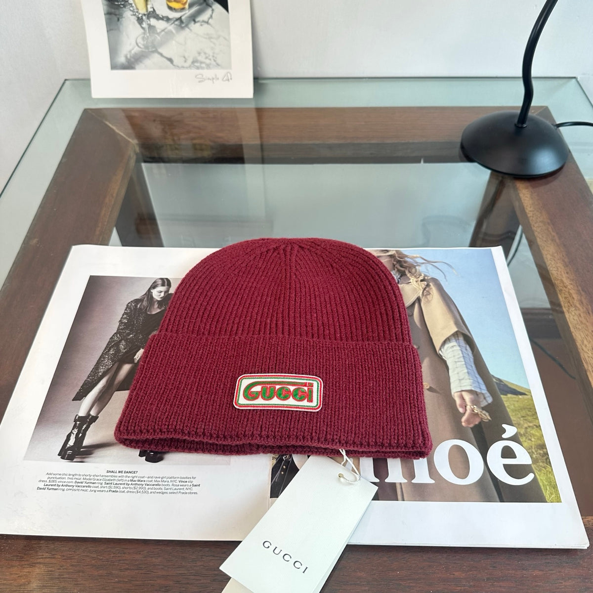 Bonnet côtelé à revers avec écusson lettré