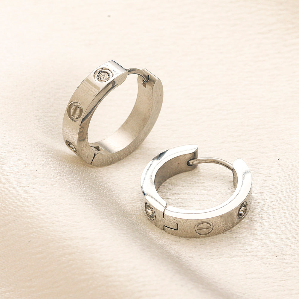 Pendientes huggie con detalle de tornillo en acero inoxidable 304
