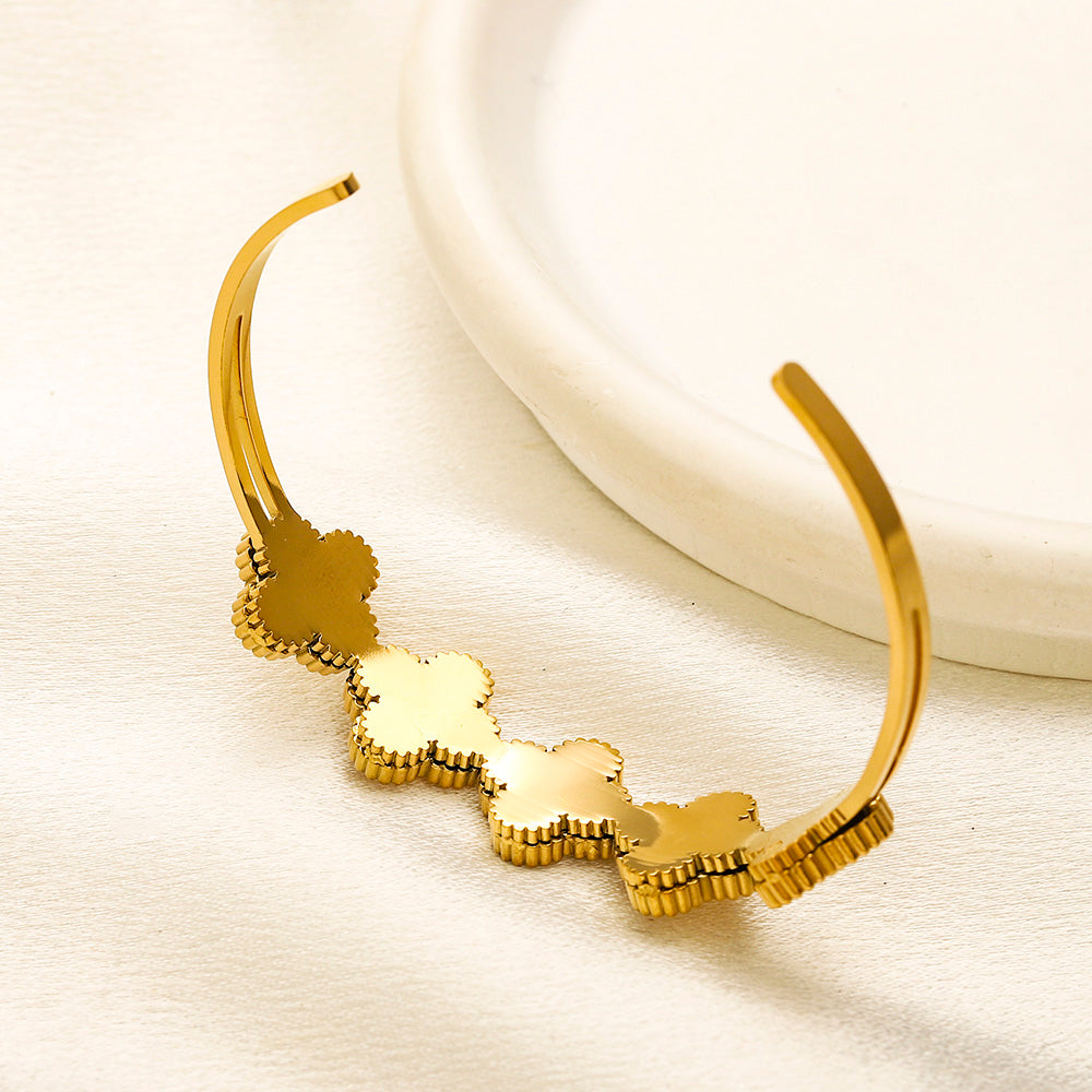 304 Stainless Steel Fluted Quatrefoil Open Cuff Bracelet