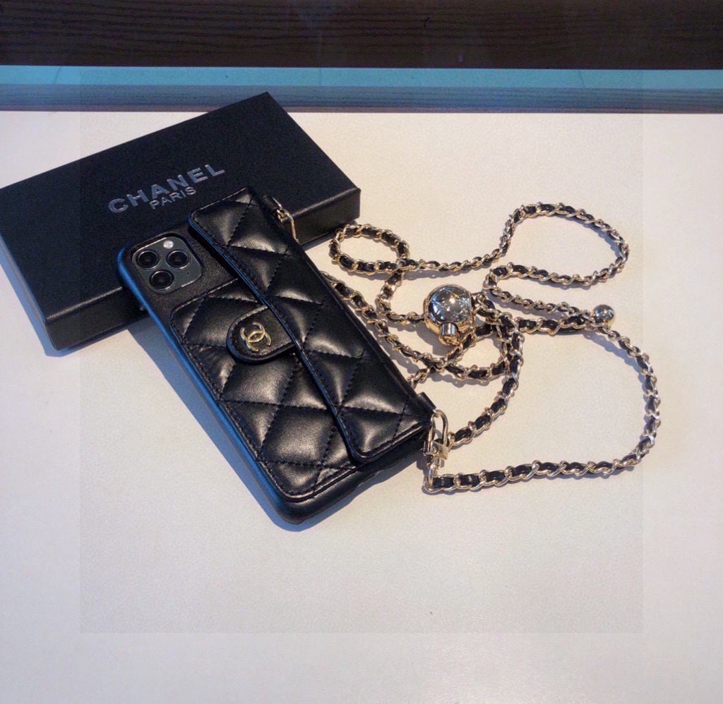 Funda para teléfono acolchada con correa de cadena larga